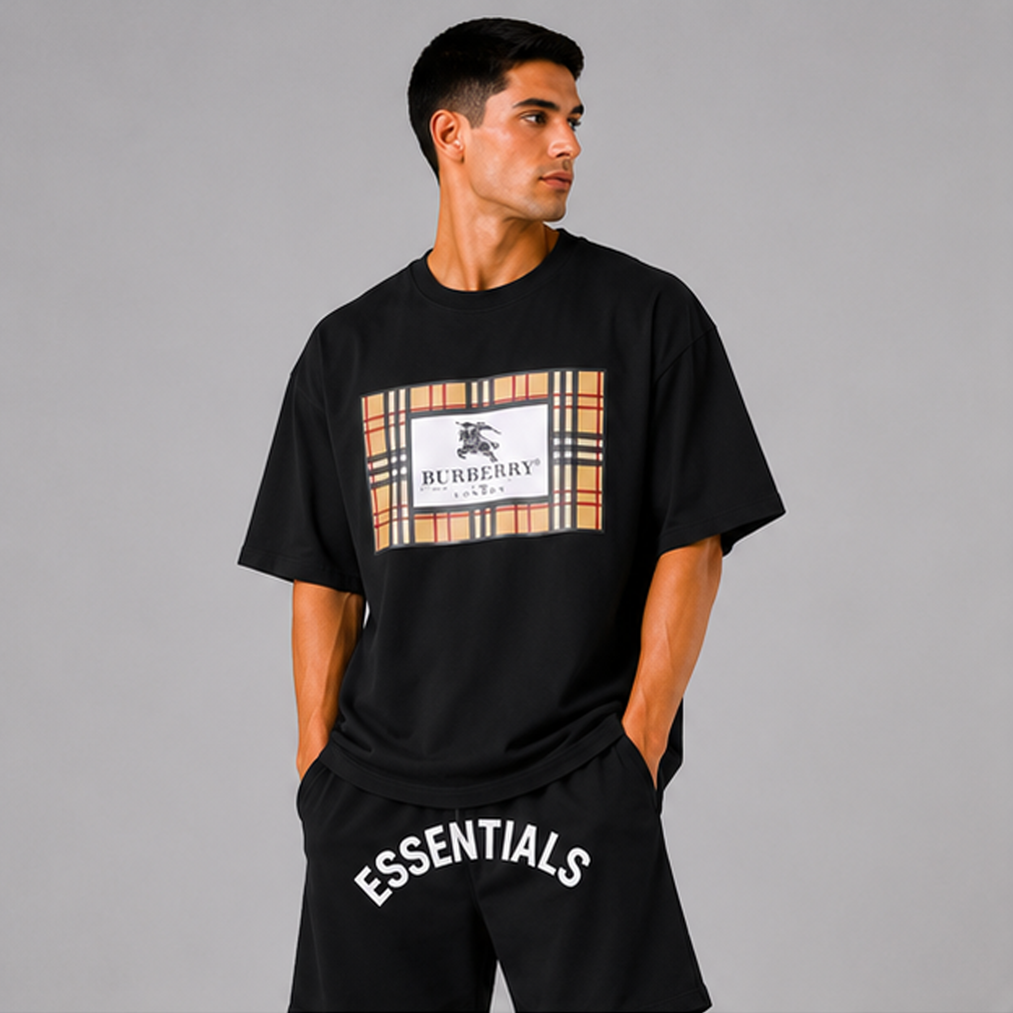 BURBERRY Oversized T-shirt